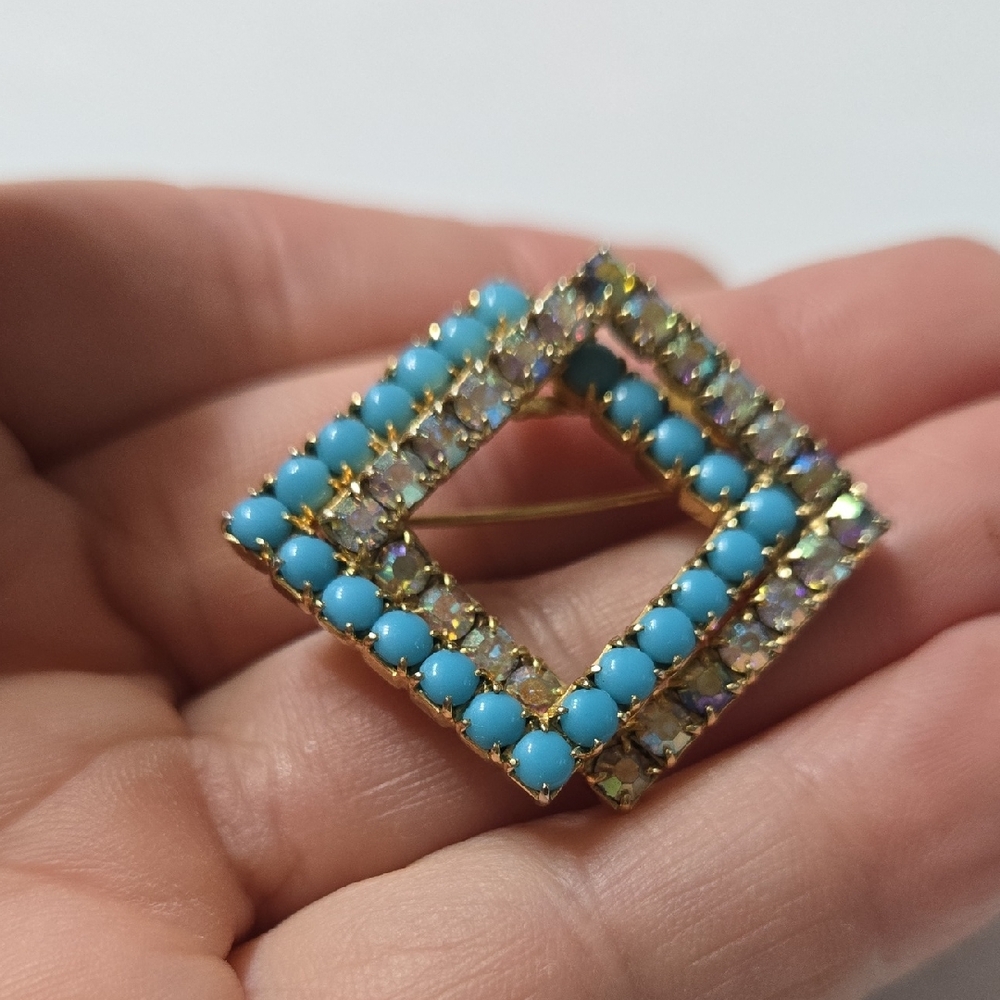 Elegant Interlocking Double Square Brooch Blue W/Iridescent Rhinestones